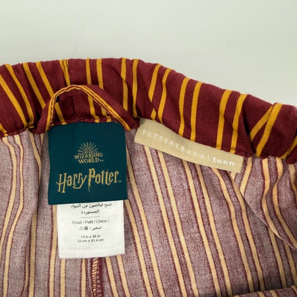Pottery Barn Teen Small Harry Potter Gryffindor House Sateen Pajama Set Cotton - Picture 12 of 14